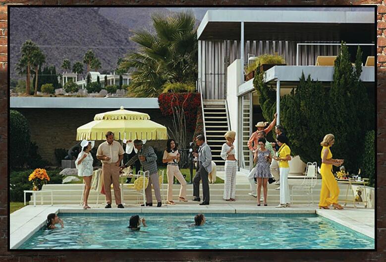 Retro Poolside Host Luxury Lif - Luxury Lifestyle Picture 评论和价格