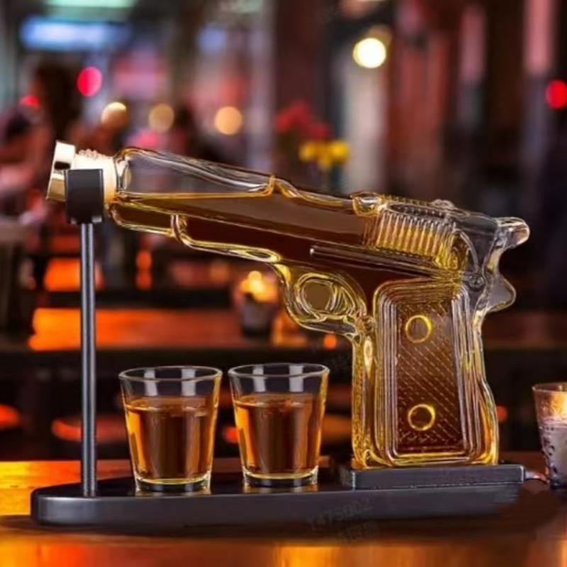 Pistol Shape Whiskey Decanter  - Glass Decanter Whiskey 评论和价格