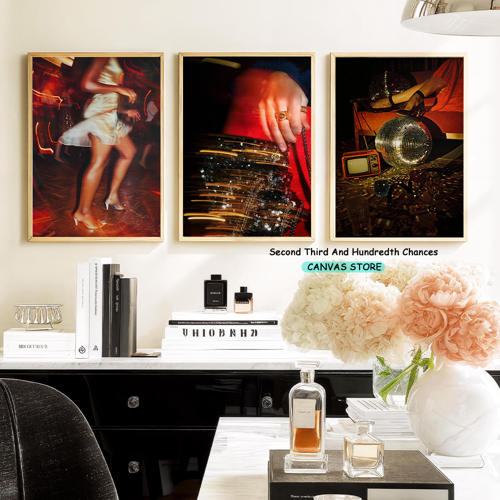 Luxury Fashion Hypebeast Decor - Luxury Lifestyle Picture 评论和价格